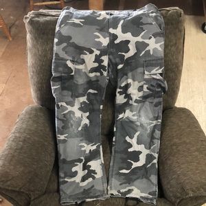 camo cargos